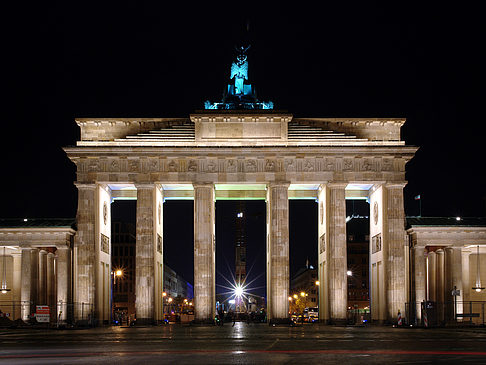 Brandenburger Tor - Blick nach Osten Foto 