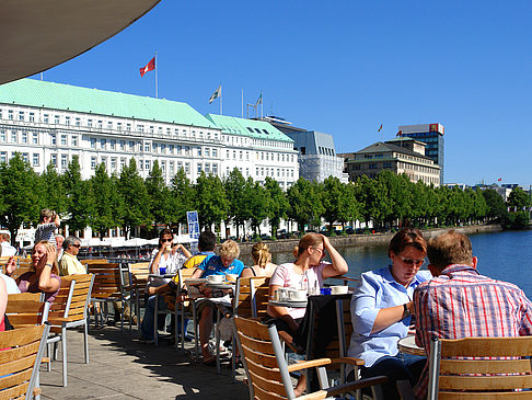 Brunchterrasse auf dem Alster Pavillon