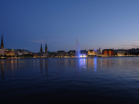 Binnenalster am Abend Foto 