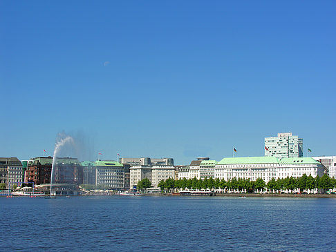 Fontäne auf der Binnenalster