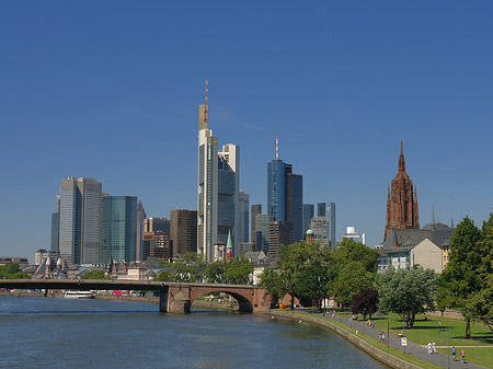 Skyline von Frankfurt Foto 