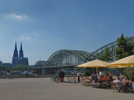 Foto Hohenzollernbrücke am Kölner Dom - Köln